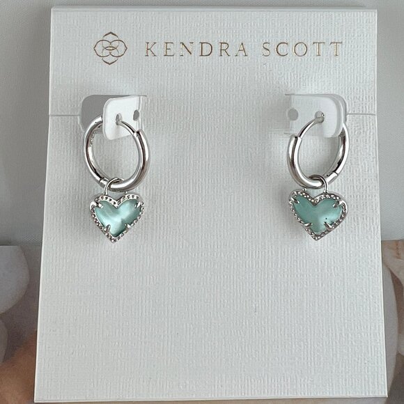 Kendra Scott Ari Heart Light blue illusion silver earrings - Picture 4 of 4